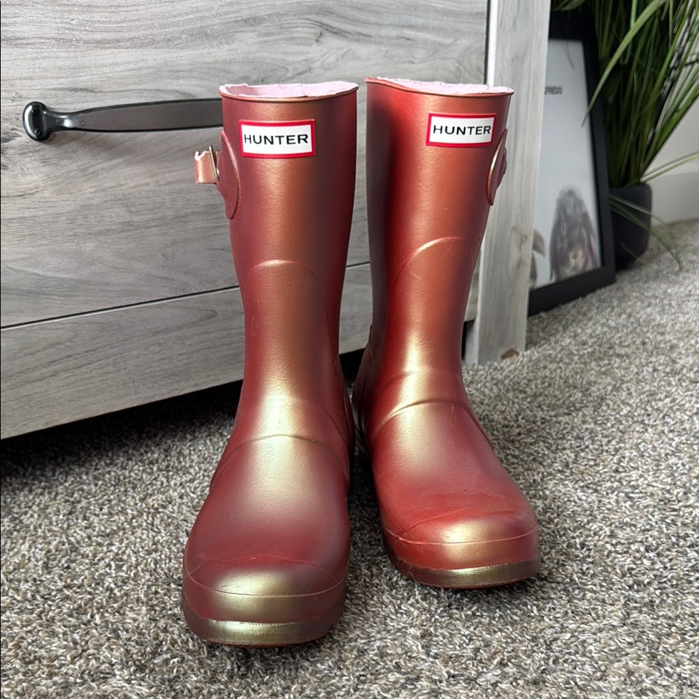 Hunter Rose Gold Rain Boots